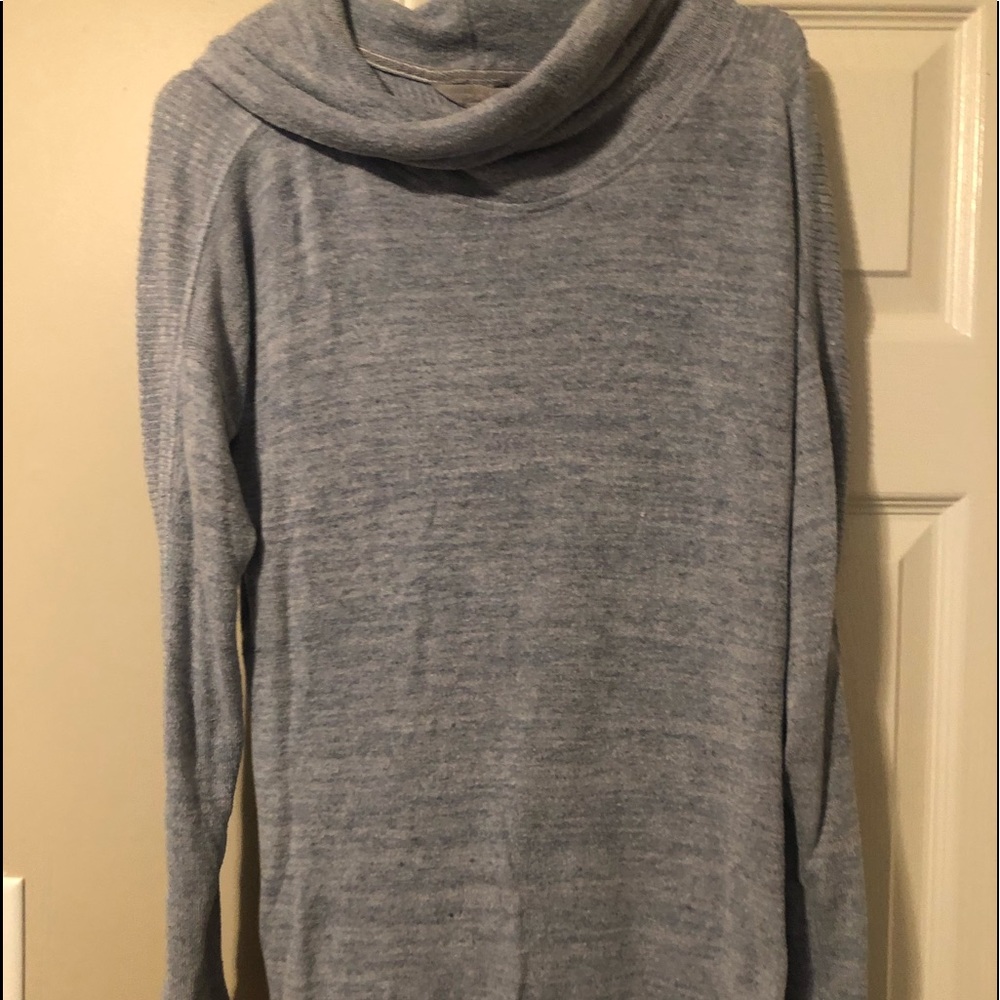Heather blue turtle neck